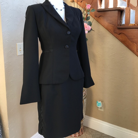KAy Unger Evening Suit Skirt. - Picture 3 of 8